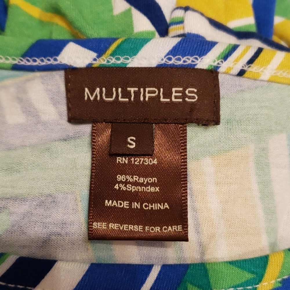 Multiples Top - Picture 5 of 5